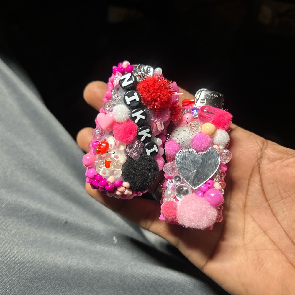 Custom Pink Beaded Pom Lighter Cover - Heart Detail